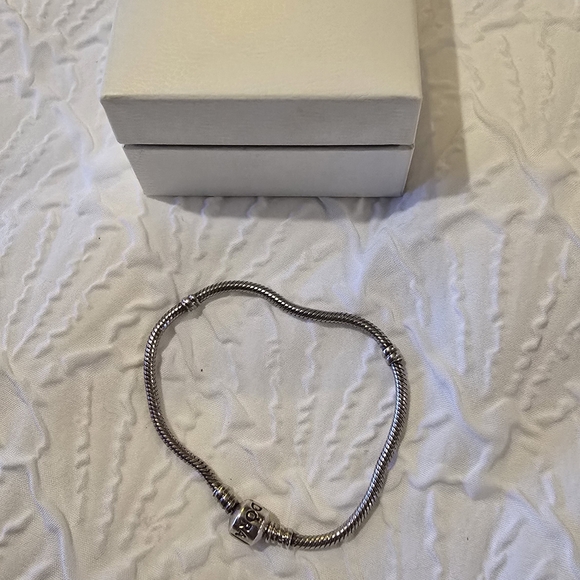 Kate Spade Gold Bangle with Crystal Charm - Picture 5 of 5
